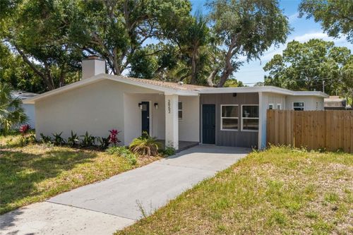 2952 Webley Dr, LARGO, FL, 33771-1842 | Card Image