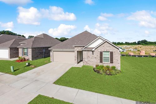 15915 Olive Grove Dr, Zachary, LA, 70791 | Card Image