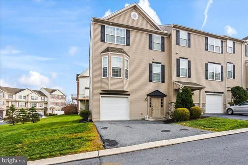 14 Indiana Cir, LEMOYNE, PA, 17043-1175 | Card Image