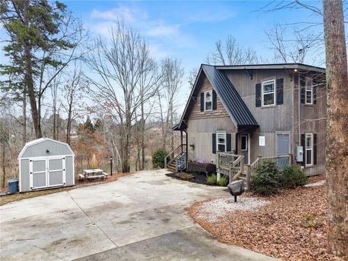 97 Cherokee Rd, Toccoa, GA, 30577-8337 | Card Image