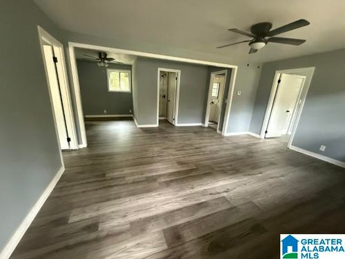 215 5th Ave Nw, Graysville, AL, 35073-1146 | Card Image