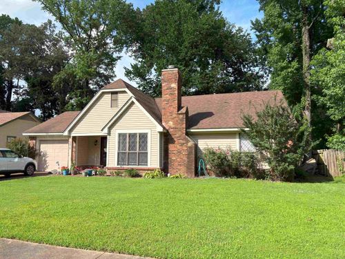 5870 Port Haven Rd, Millington, TN, 38053-8422 | Card Image