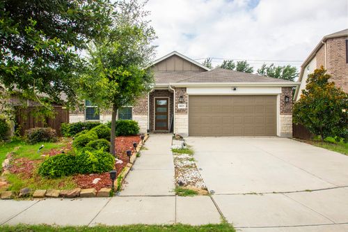 8625 Glenburne Dr, Fort Worth, TX, 76131-3357 | Card Image