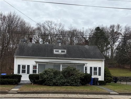 227 Providence St, West Warwick, RI, 02893-2552 | Card Image