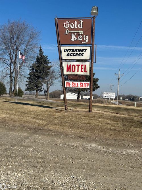 1570B Highway 65, Hampton, IA, 50441 | Card Image