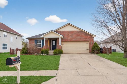 8174 Sydney Ln, Avon, IN, 46123-7682 | Card Image