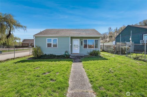 1438 E 34th Street, Tacoma, WA, 98404 | Card Image
