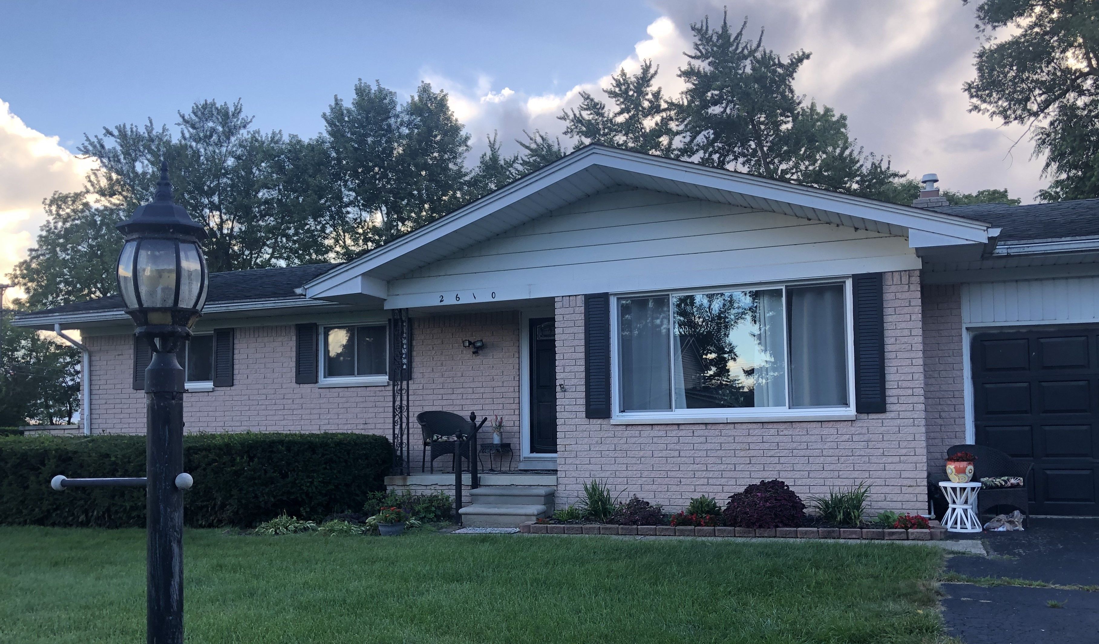 Pineview , West Bloomfield, MI 48324