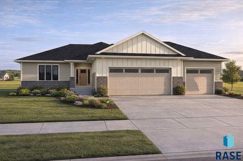 2801 S Maplewood Ave, Sioux Falls, SD, 57110-3311 | Card Image