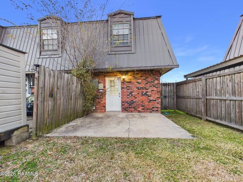 apt-a-103 Country Ln, Lafayette, LA, 70508-6568 | Card Image