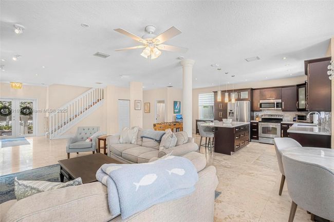 943 Golden Cane Dr, House other with 4 bedrooms, 4 bathrooms and null parking in Weston FL | Image 16