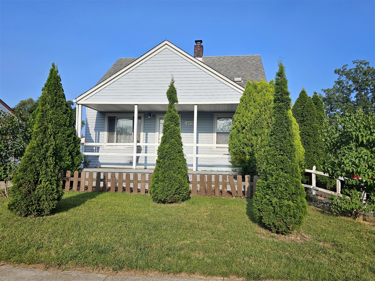 Westpoint St, Taylor, MI 48180