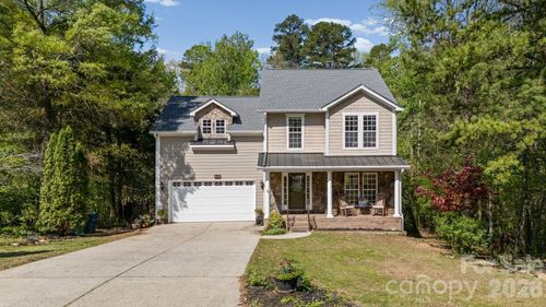 1520 Hawthorne Dr, Indian Trail, NC, 28079-4280 | Card Image