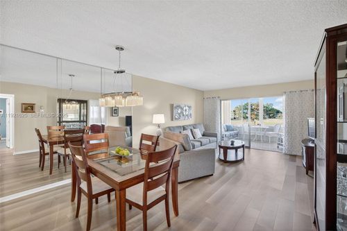 301-7817 Golf Circle Dr, Margate, FL, 33063-7363 | Card Image