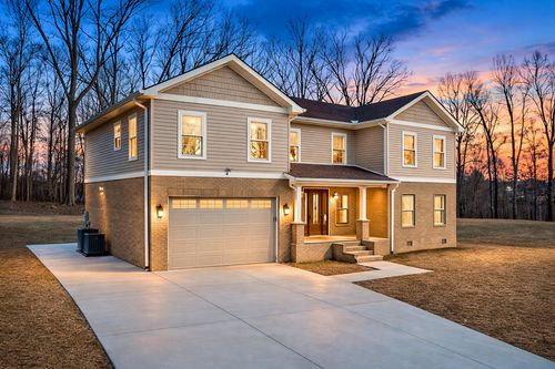 216 Lycan Ct, Ashland, KY, 41101-7142 | Card Image