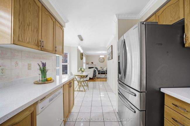 50 Marbleseed Cres, House other with 6 bedrooms, 4 bathrooms and 4 parking in Brampton ON | Image 11