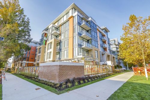 302-2033 W 10th Ave, Vancouver, BC, V6J0H1 | Card Image