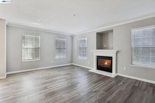 62-2159 Walsingham Ct, Tracy, CA, 95376-2482 | Card Image