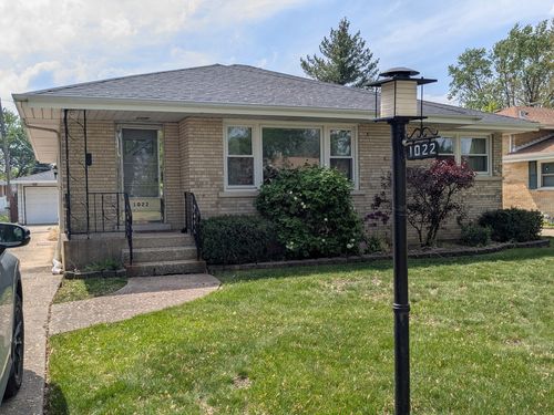 1022 Sherwood Rd, La Grange Park, IL, 60526-1550 | Card Image
