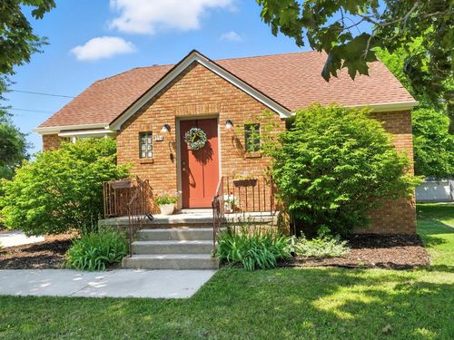354 E Menasha Avenue, Whitelaw, WI, 54247 | Card Image
