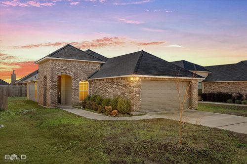 4035 False River Drive, Bossier City, LA, 71111 | Card Image