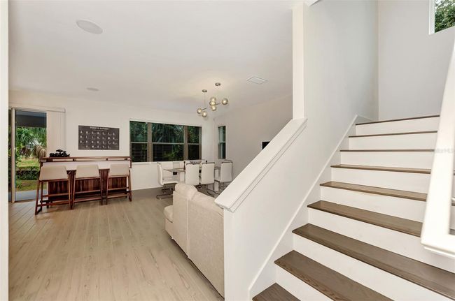 2587 Temple St, House other with 4 bedrooms, 3 bathrooms and null parking in SARASOTA FL | Image 6