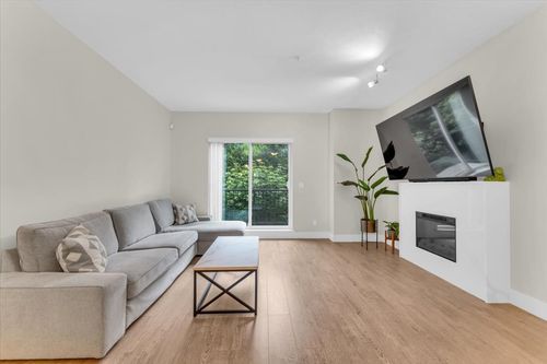 206-3888 Norfolk St, Burnaby, BC, V5G1E5 | Card Image