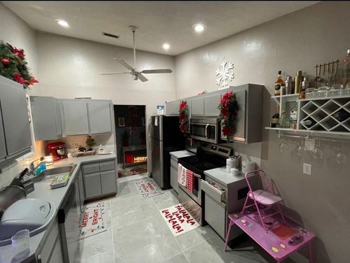 7620 Nw 38th Ct, Sunrise, FL, 33351-6311 | Card Image