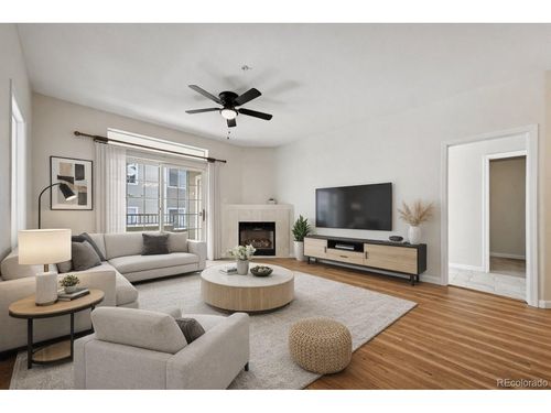 g49-8422 S Upham Way, Littleton, CO, 80128-7618 | Card Image