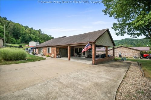 102 Jill Ave, Poca, WV, 25159-9736 | Card Image