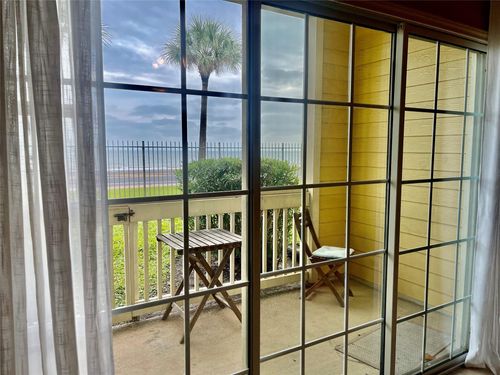 215-7000 Seawall Blvd, Galveston, TX, 77551-2098 | Card Image
