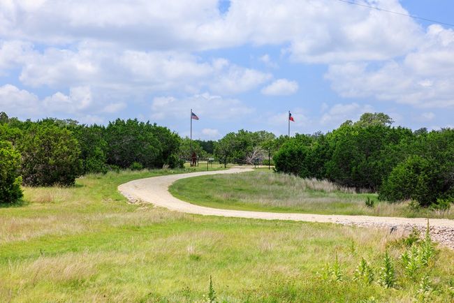 221 Coyote Trl, Home with 2 bedrooms, 2 bathrooms and 2 parking in Harper TX | Image 44