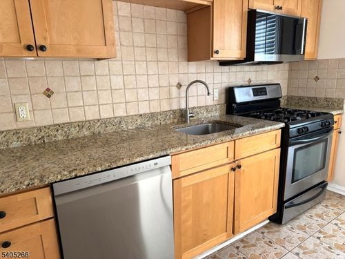 35-390 Morris Ave, Summit, NJ, 07901-4722 | Card Image