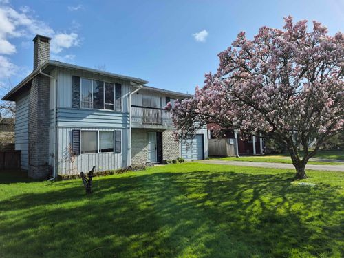 6200 Taseko Cres, Richmond, BC, V7C2N5 | Card Image