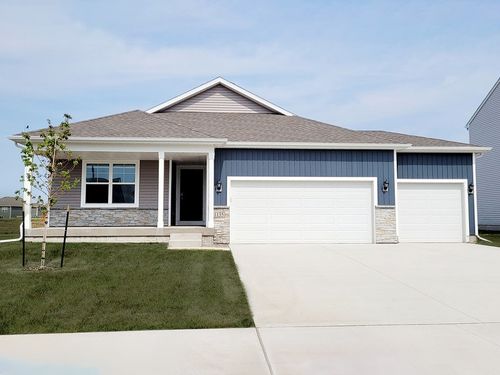 6712 Nw 106th St, Johnston, IA, 50131-2555 | Card Image