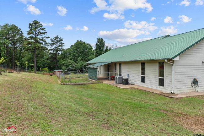 140 County Road 2242, House other with 3 bedrooms, 3 bathrooms and null parking in Daingerfield TX | Image 45