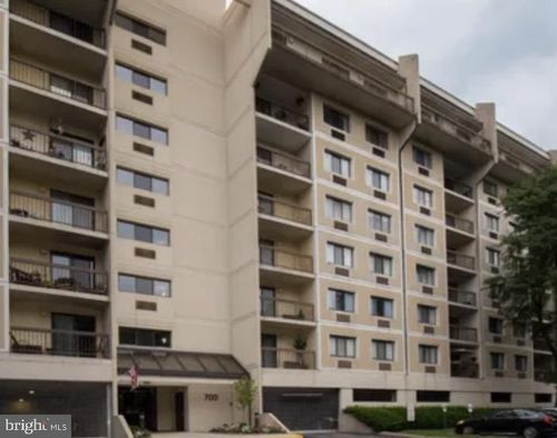 5l-700 Avondale Rd, WALLINGFORD, PA, 19086-6656 | Card Image