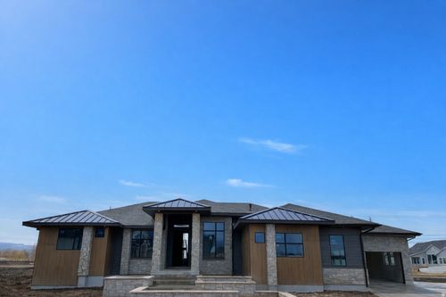 538 S 1400 W, Farmington, UT, 84025-5106 | Card Image