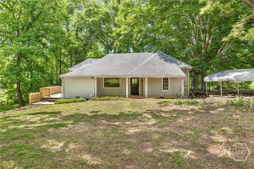 808 Knollwood Drive, Winder, GA, 30680 | Card Image