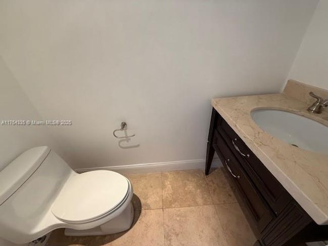 APT-4A - 200 Se 15 Th Rd, Condo with 1 bedrooms, 2 bathrooms and null parking in Miami FL | Image 13