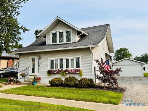 304 Indiana St, Edon, OH, 43518-9646 | Card Image