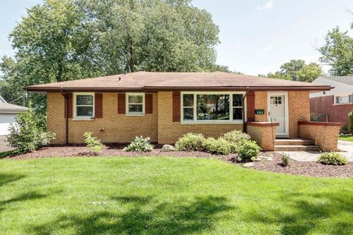 405 Fairview Ave, Crown Point, IN, 46307 | Card Image