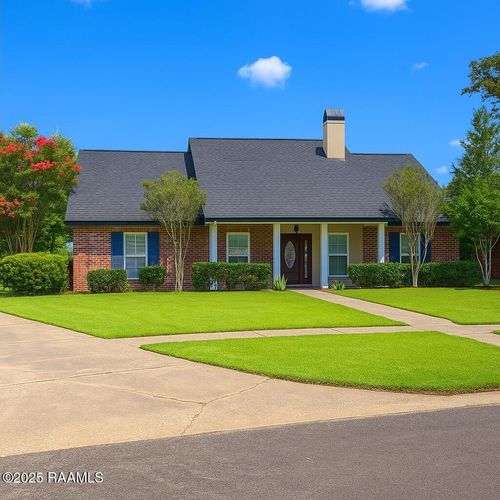 307 Mill Pond Dr, Youngsville, LA, 70592-5655 | Card Image