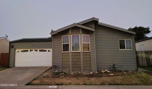 spc-222-1317 N V St, Lompoc, CA, 93436-3147 | Card Image