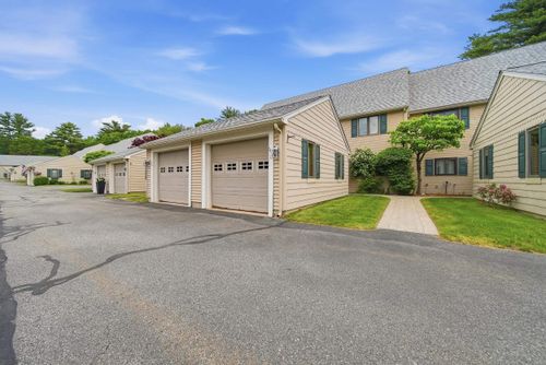 13 Hampton Towne Est, Hampton, NH, 03842-1951 | Card Image