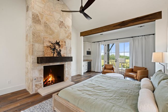 2194 Boot Ranch Cir, House other with 6 bedrooms, 7 bathrooms and null parking in Fredericksburg TX | Image 27