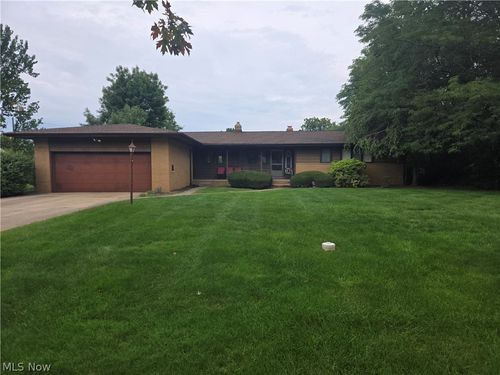 24565 Sittingbourne Ln, Beachwood, OH, 44122-1623 | Card Image