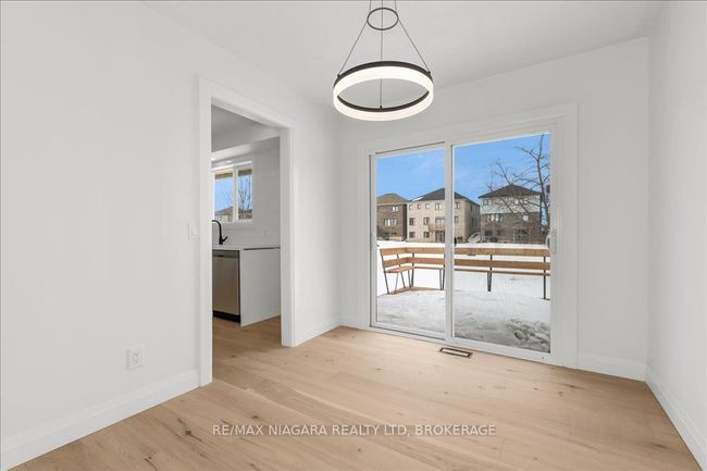 97 King St E, House other with 5 bedrooms, 2 bathrooms and 3 parking in Haldimand ON | Image 8