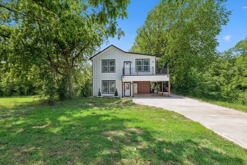 808 E Pecan Ave, Waco, TX, 76704-2635 | Card Image