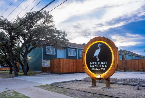 apt-a4-1806 Highway 35 N, Rockport, TX, 78382-3330 | Card Image